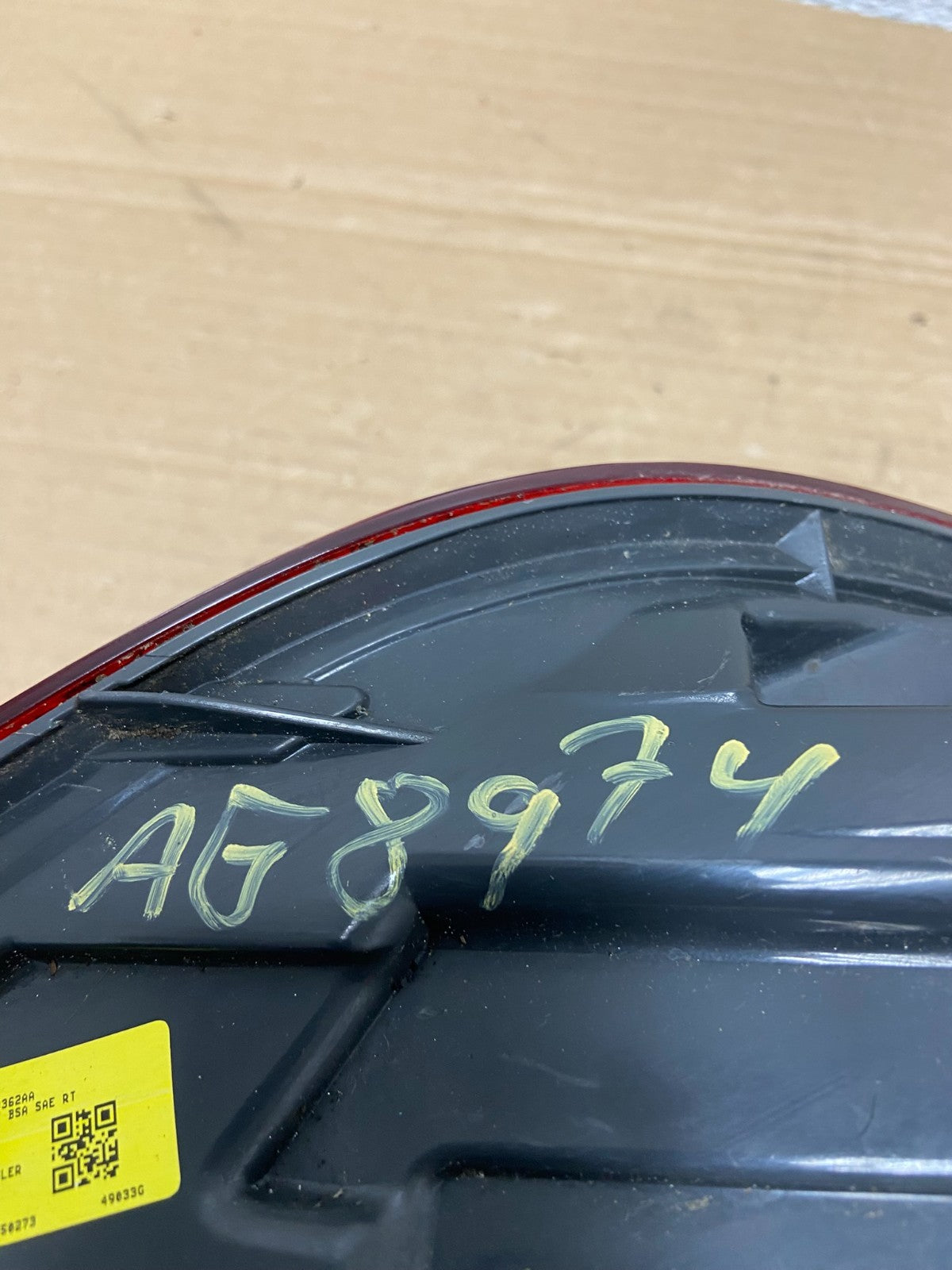2015 2016 2017 Chrysler 200 Sedan Right Passenger Side Tail Light AG8974 DW6