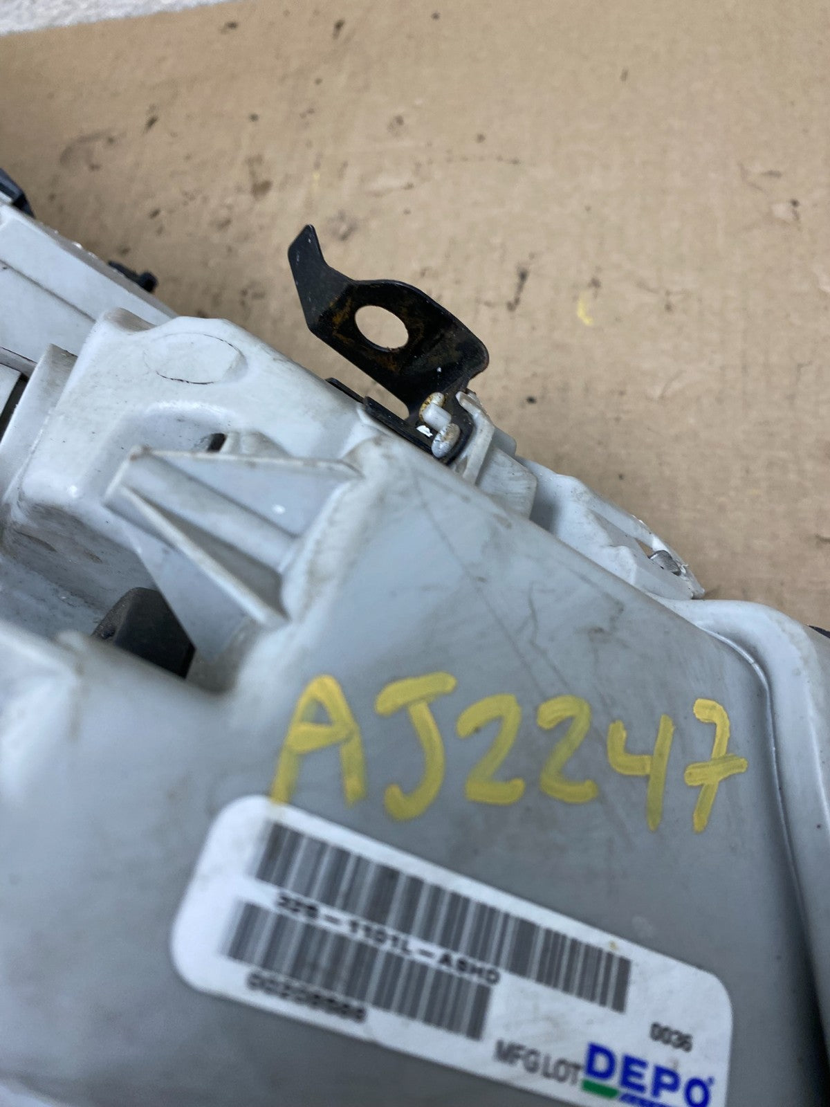 2007-2009 Infiniti G35 G37 Left Driver Hid Xenon Headlight Sedan DEPO AJ2247 DW10