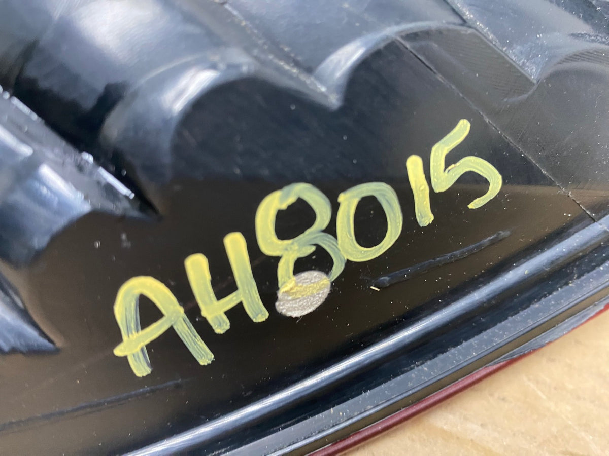 2011 2012 2013 2014 Ford Edge Right Passenger RH Side Tail light AH8015 LK7