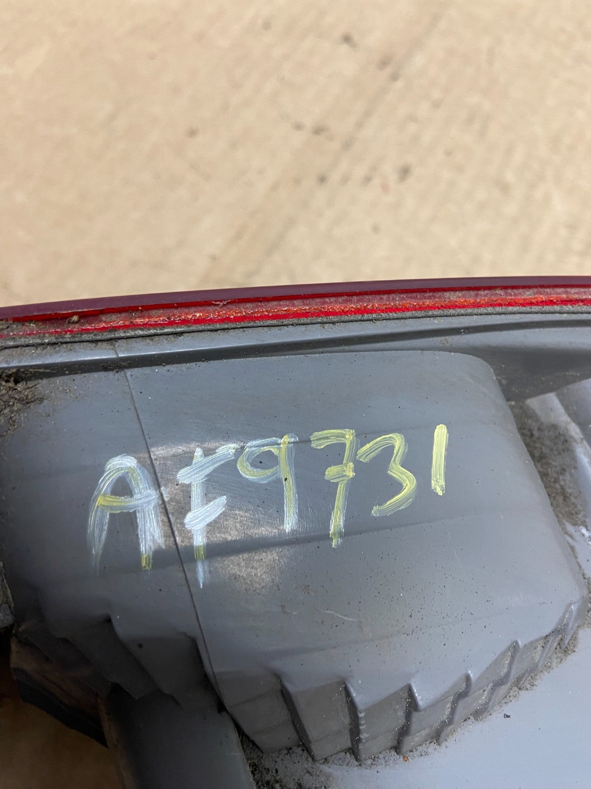 2000 to 2001 Toyota Camry Tail Light Left Driver Lh Side AF9731 DW5