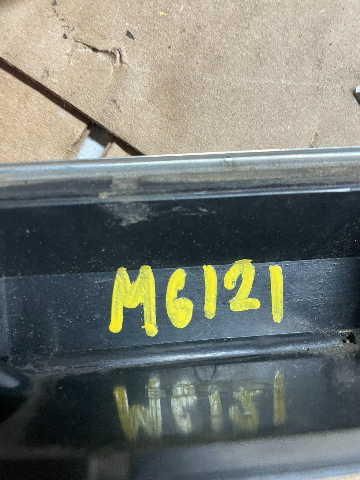 2011-2016 Mercedes-Benz B-Class W242 Tailgate Rear Chrome Trim Camera M6121 DG12