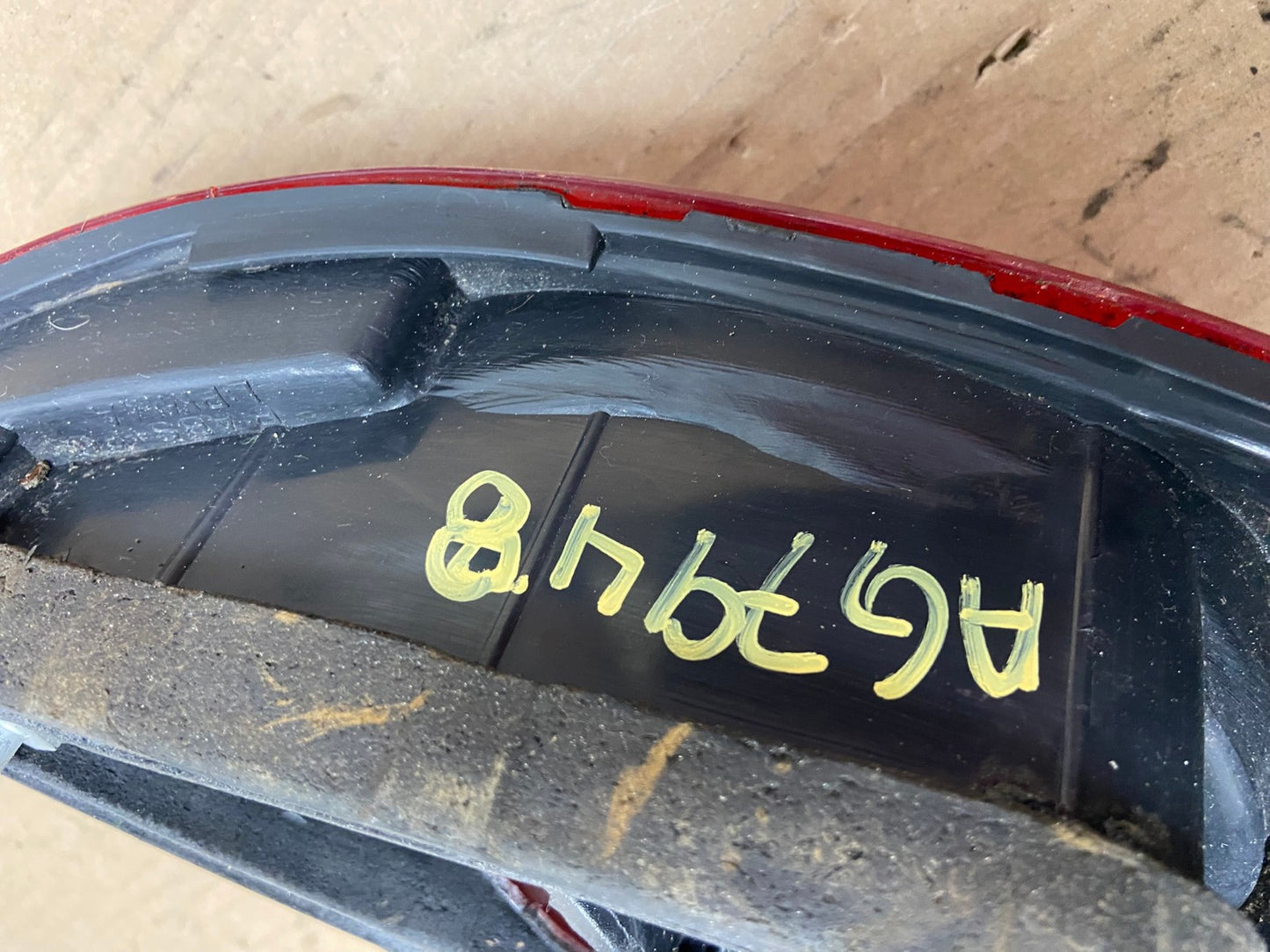 1997 1998 1999 Chevrolet Cavalier Left Driver LH Tail Light AG7948 LK5