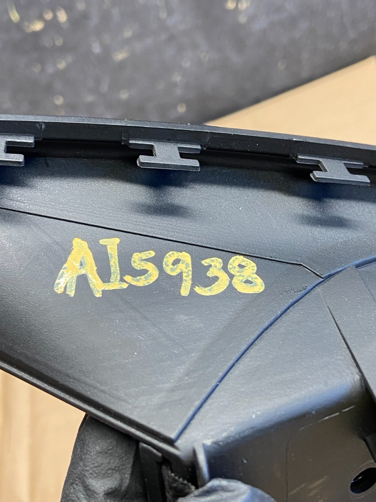 2013 2014 2015 2016 Ford Escape Dash Radio Control Panel Bezel ai5938 DG5