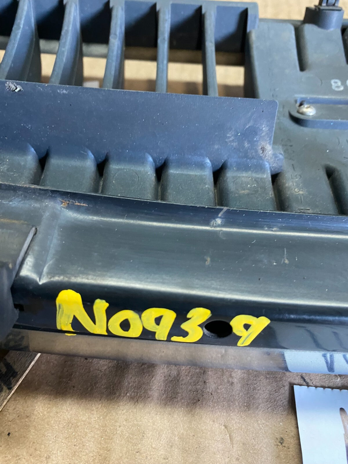 1995 to 1998 Acura TL OEM Front Upper Grill Grille N0939 PS9