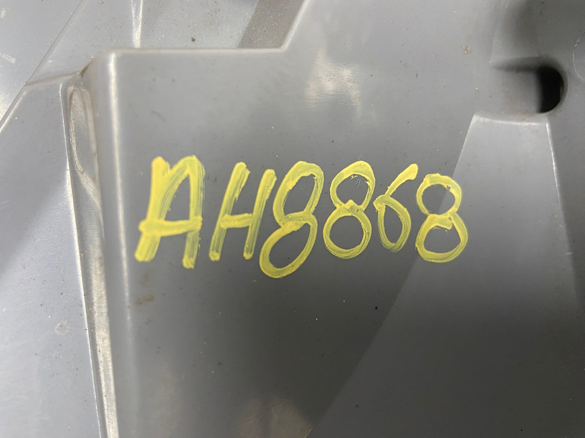 2007 to 2012 GMC Acadia Tail Light Left Side Driver Lh AH8868 LK5