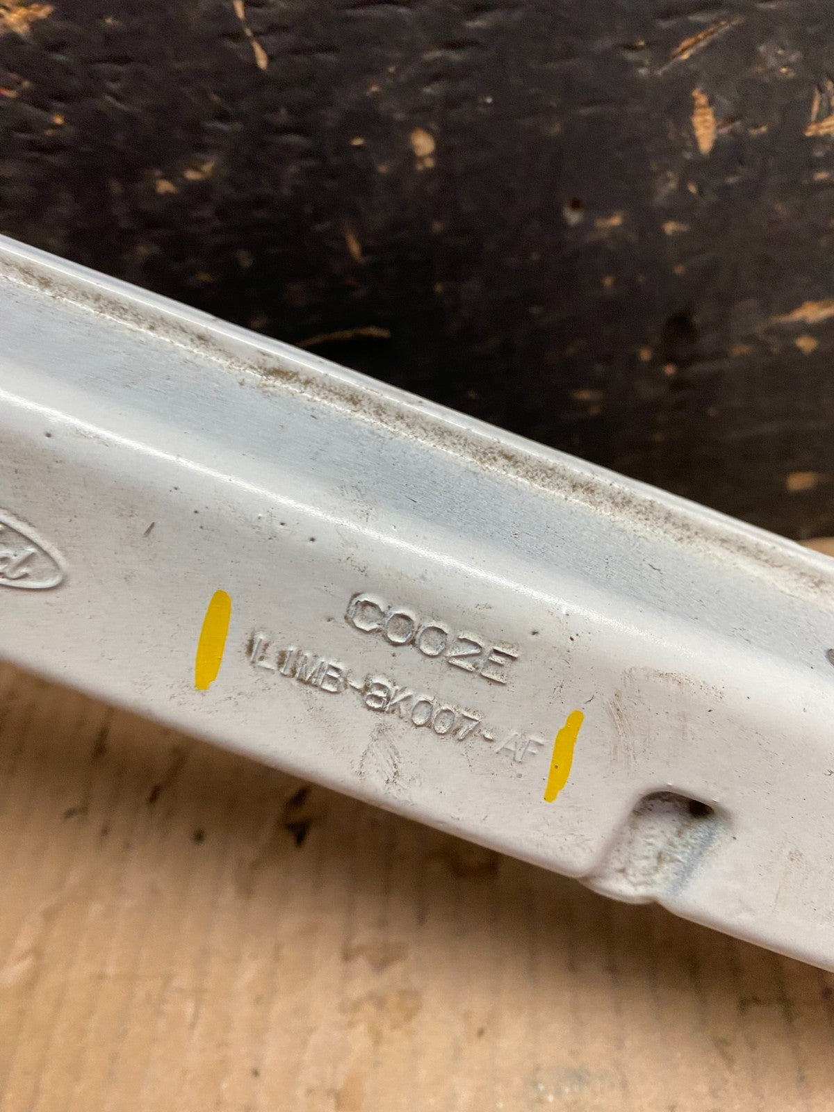 2020 to 2023 Ford Explorer Left Driver LH Upper Tic Bar Oem W6016 DG9