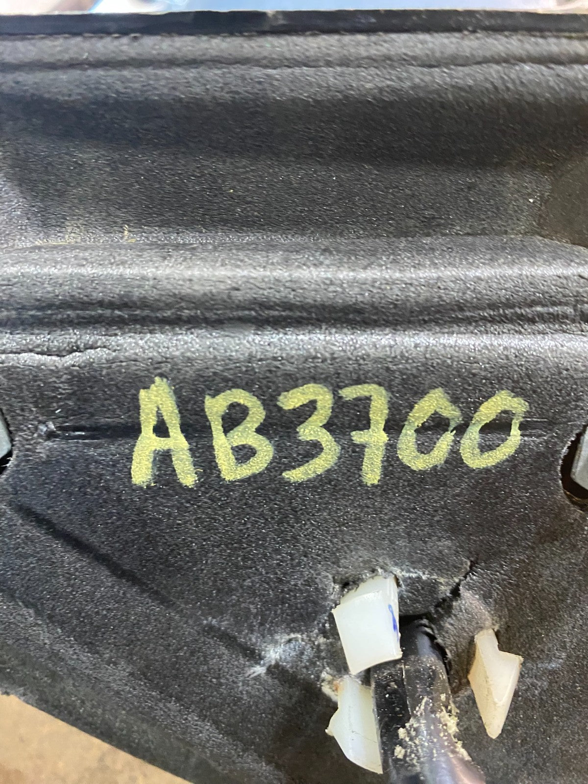 2003-2006 Chevrolet Tahoe Suburban Right Passenger Turn Door Mirror AB3700 MS11