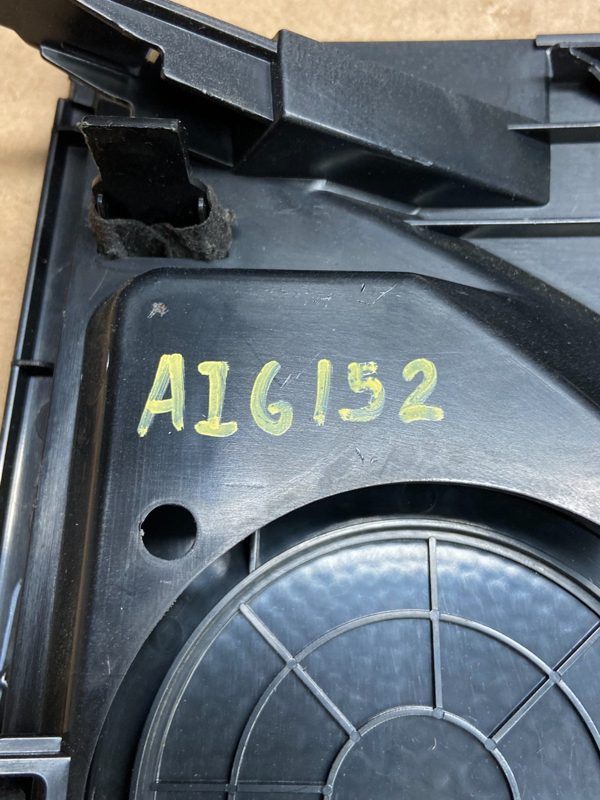 2011 2012 2013 Nissan Rogue Dash Upper Center Radio Bezel Trim ai6152 DG5
