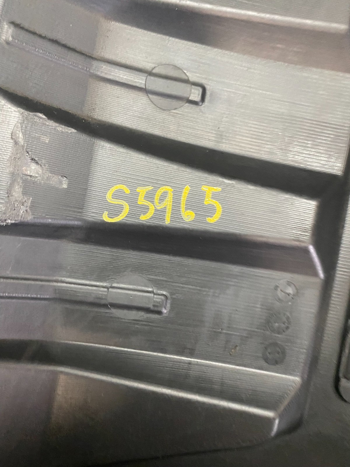 2006 to 2008 Honda Pilot Black Engine Cover OEM 3.5L s5965 DG9