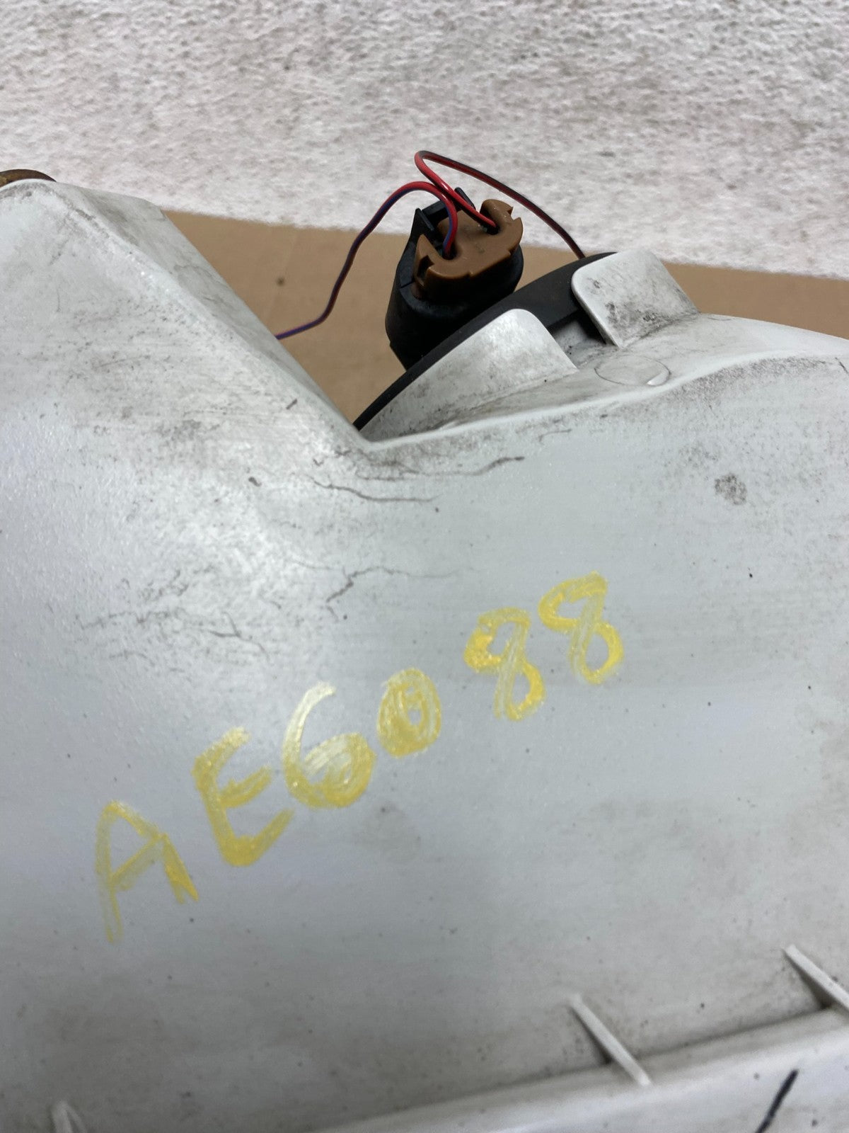 2002 2003 2004 Toyota Camry Left Driver Lh Side Halogen Headlight AE6088 DW11