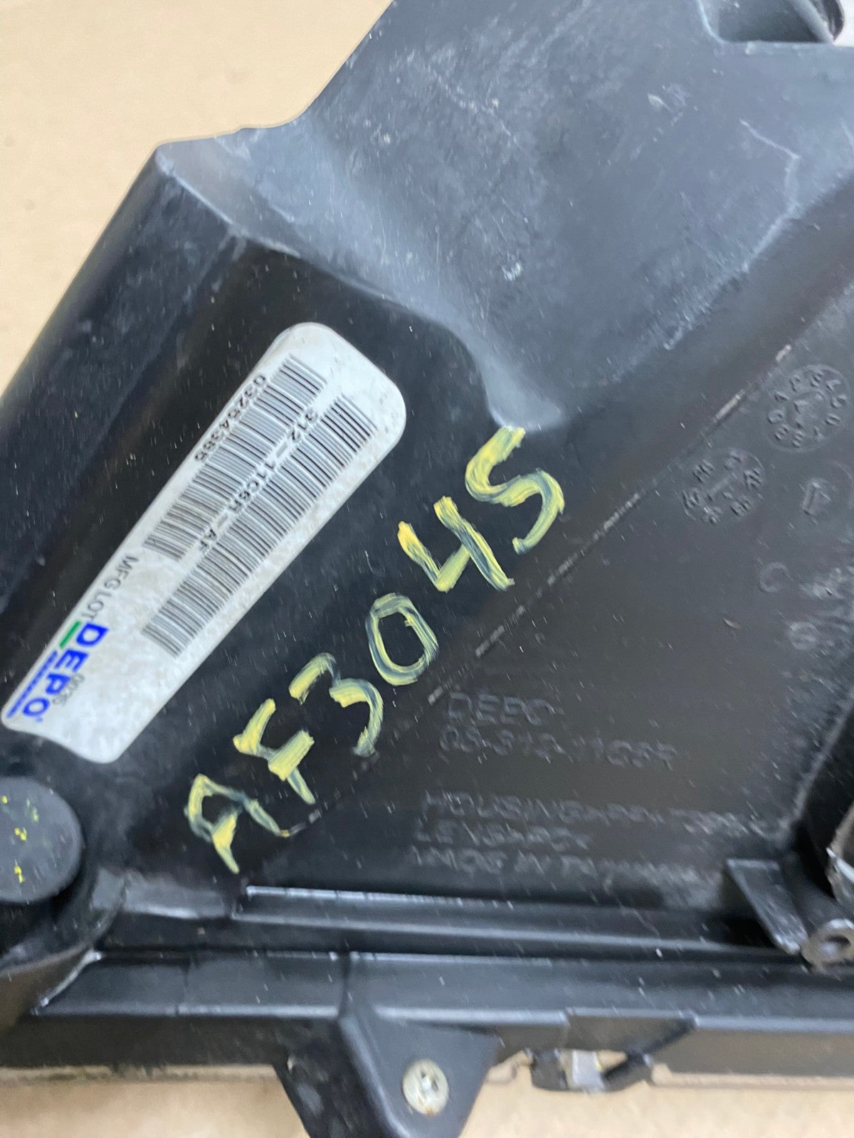 2011-2012 Toyota Avalon Right Passenger RH Halogen Headlight DEPO AF3045 LK10