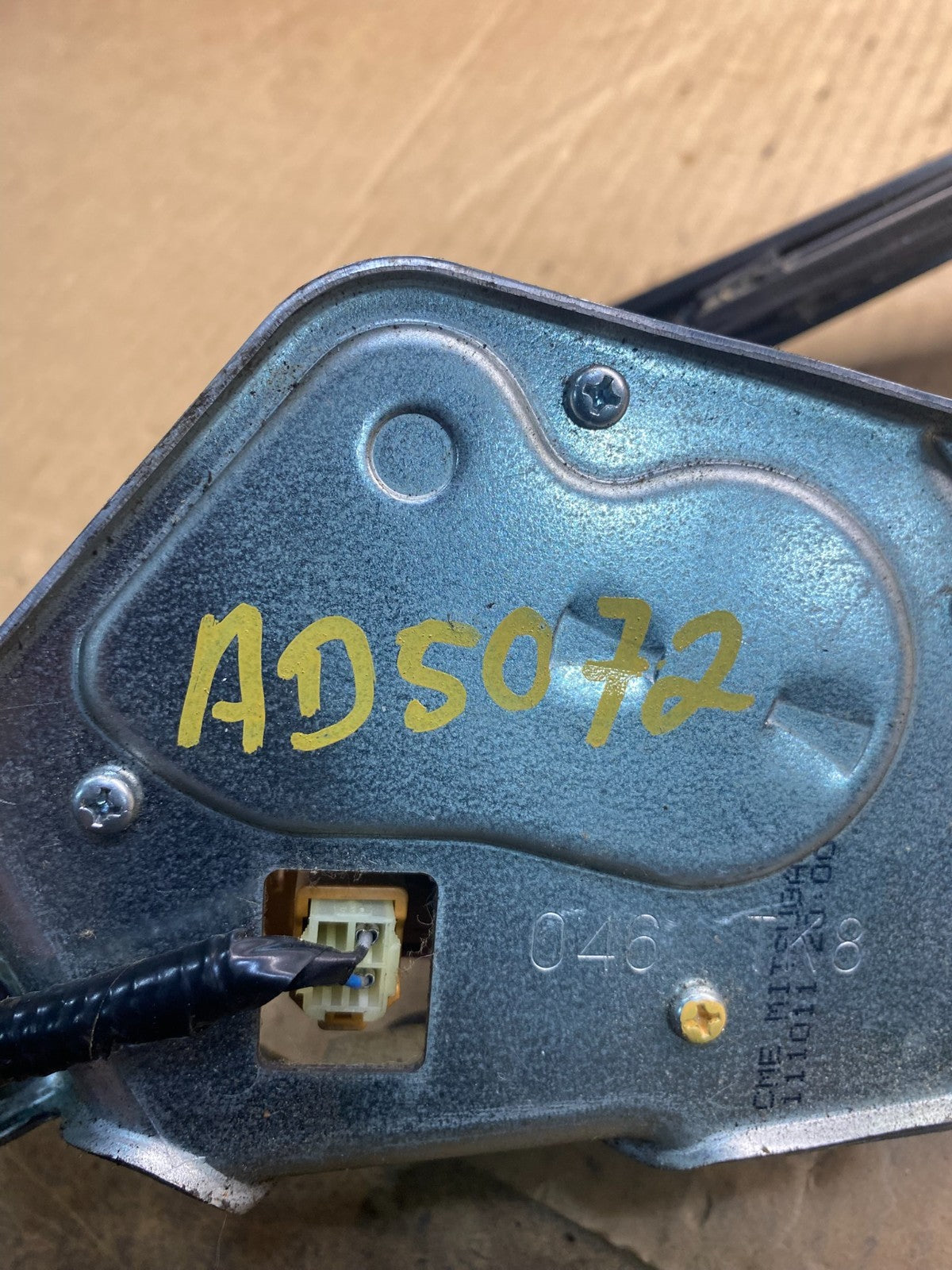 2011 to 2017 Honda Odyssey Rear Windshield Washer Wiper Motor AD50726