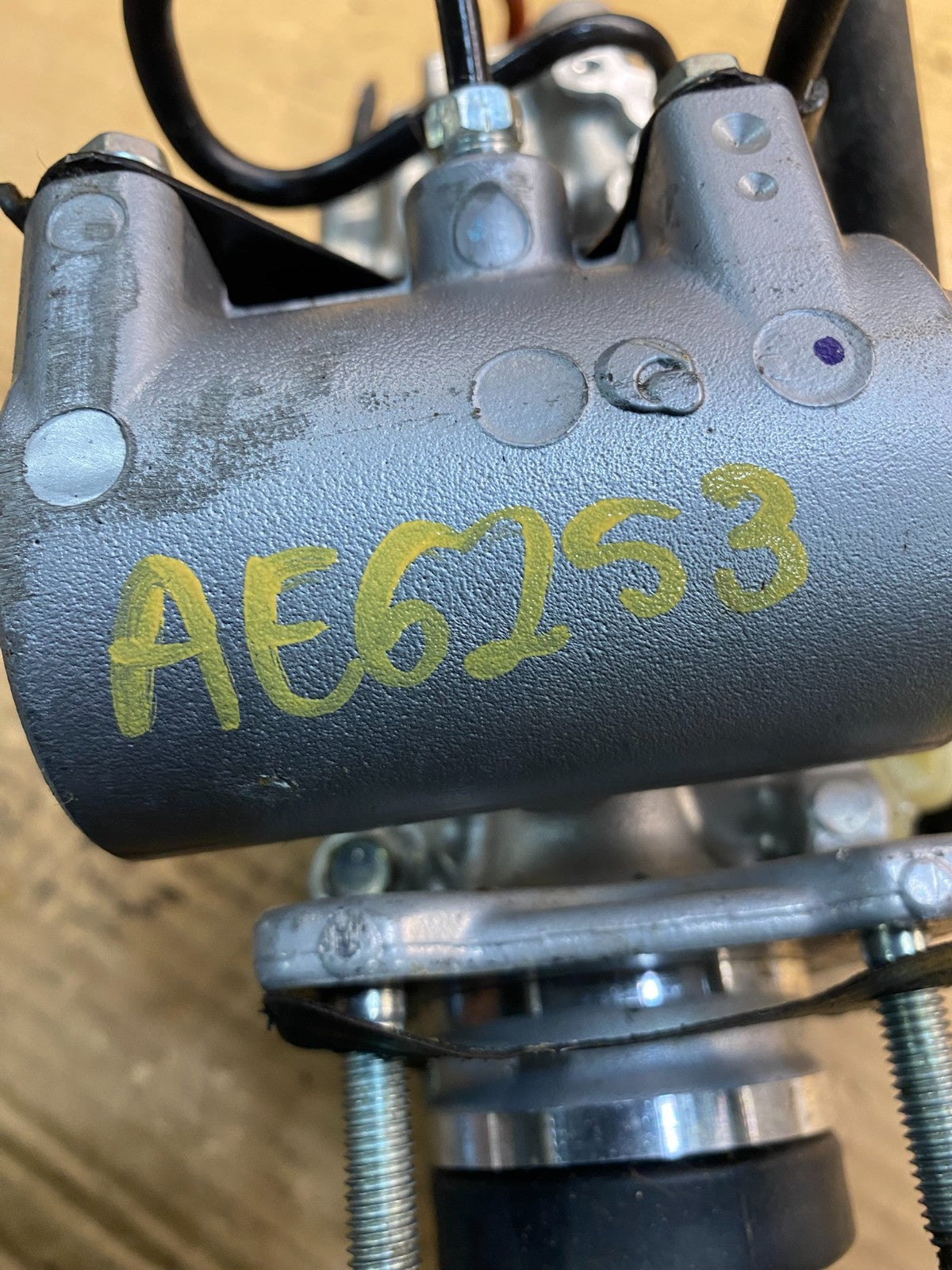 2010 - 2015 Toyota Prius ABS Brake Pump Anti Lock Module AE6253 DW7