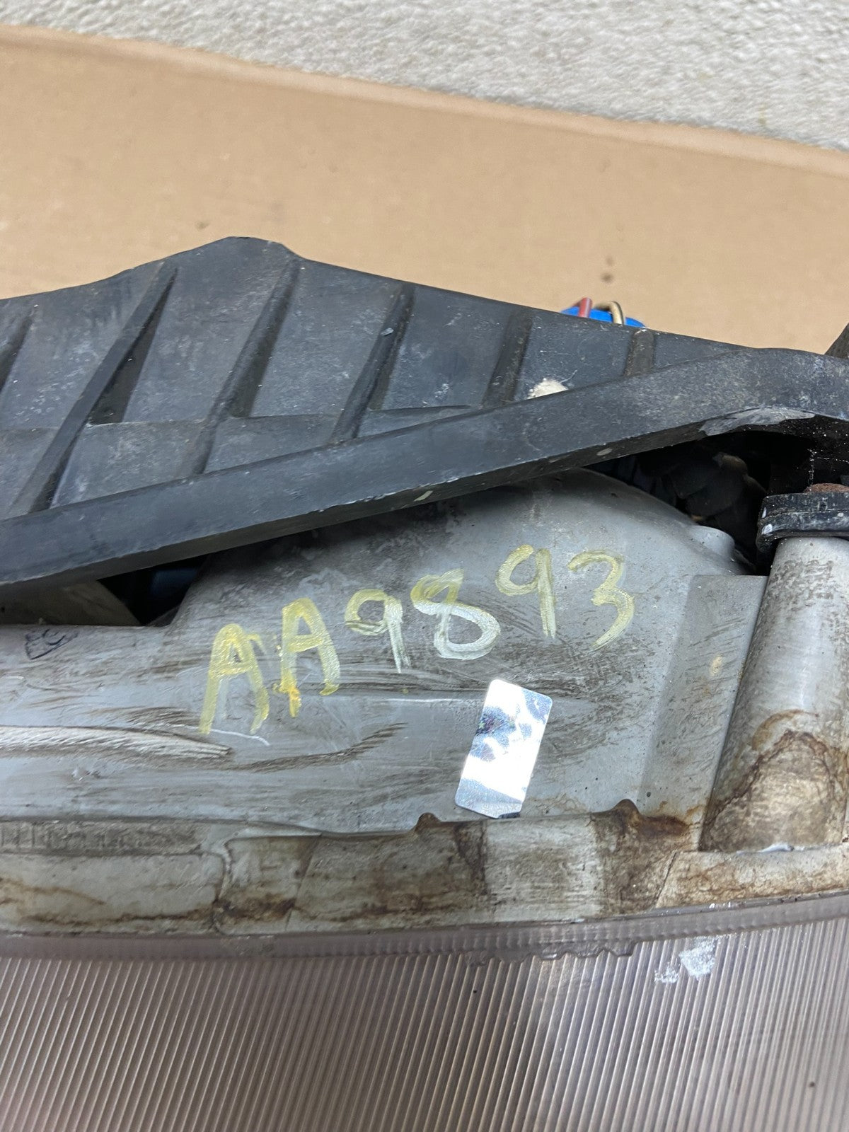 1993 to 1997 Geo Prizm Right Passenger RH Side Headlight AA9893 DW9