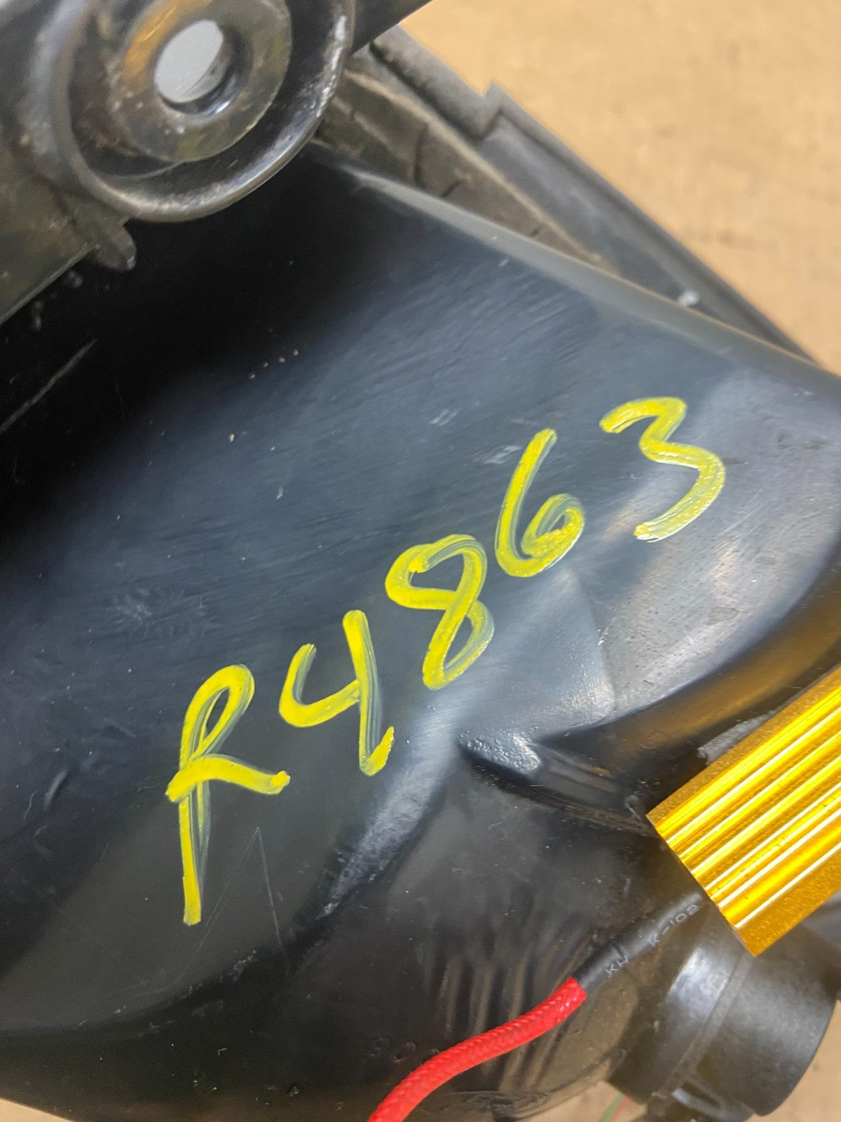 1998 - 1999 Ford Taurus Wagon Sedan Left Driver Side Tail Light Oem R4863 DW8