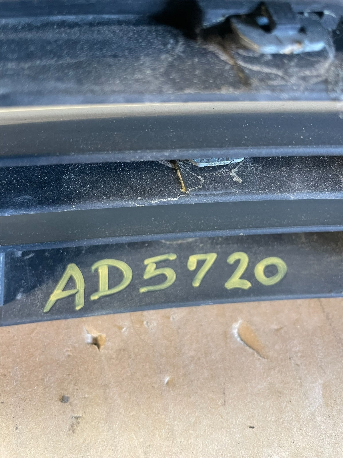 2002 to 2004 Lexus ES330 ES300 Front Upper Grill Grille AD5720 DG5