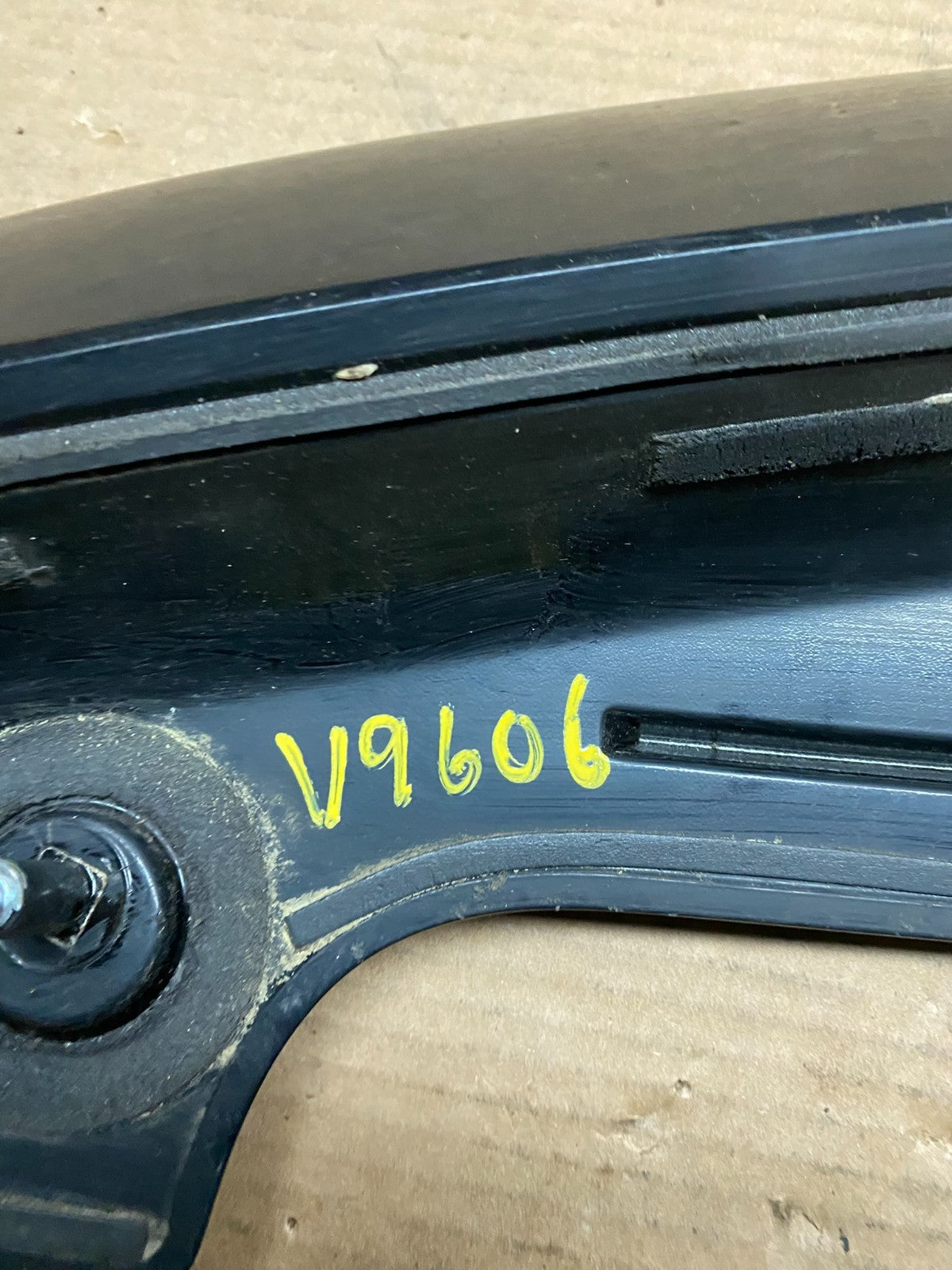 2011 2012 2013 Kia Sorento Rear Spoiler Wing Brake Light v9606 DG14