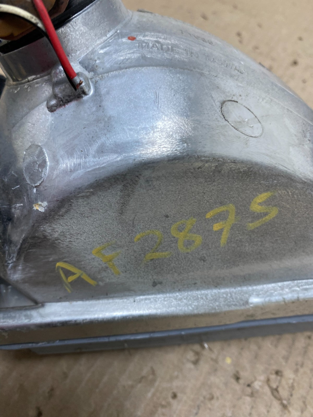 2000 to 2001 Toyota Camry Front Left Driver Side Headlight AF2875 DW9