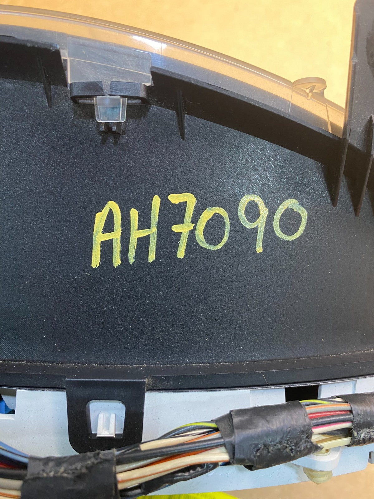 2006 Ford Five Hundred 500 Speedometer Cluster Gauge ah7090 DG6