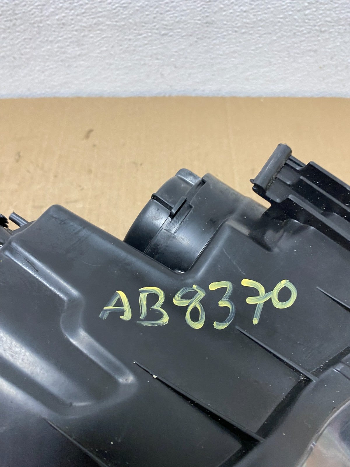 2010 2011 2012 Kia Forte Left Driver Side Headlight Halogen Oem AB8370 DW9