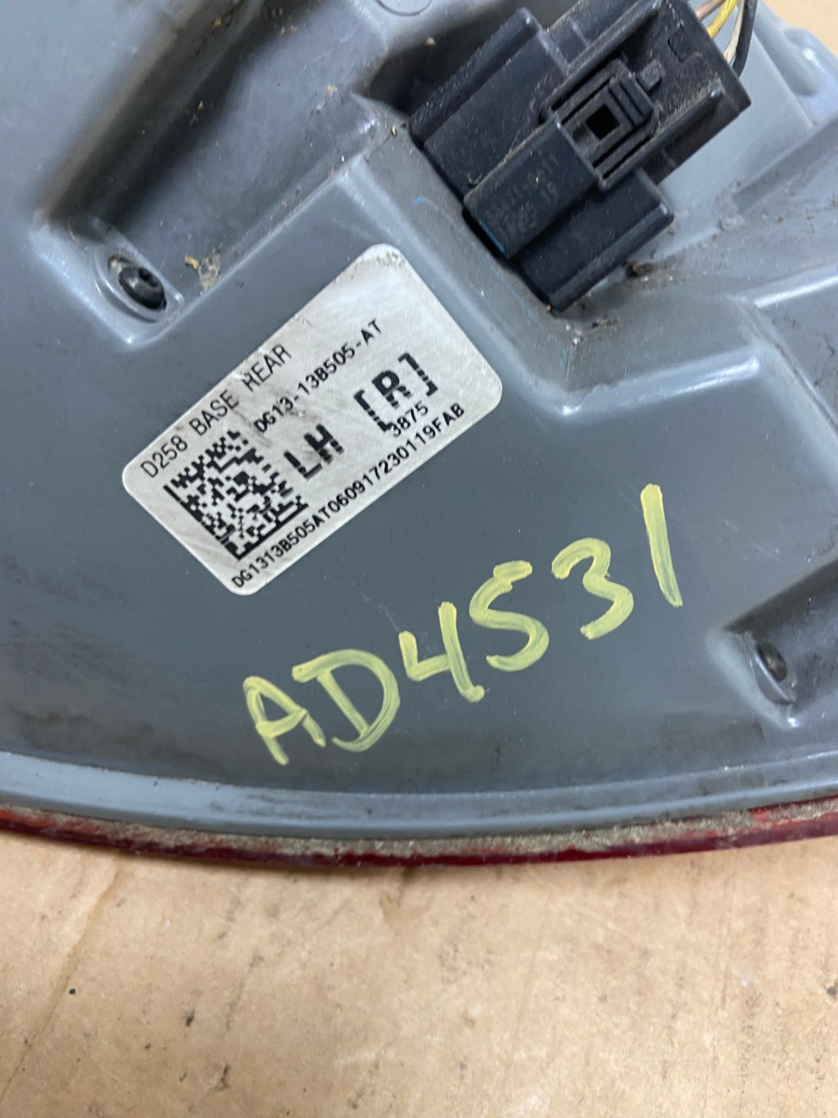 2013-2019 Ford Taurus LED Left Driver Lh Side Tail Light AD4531 LK6