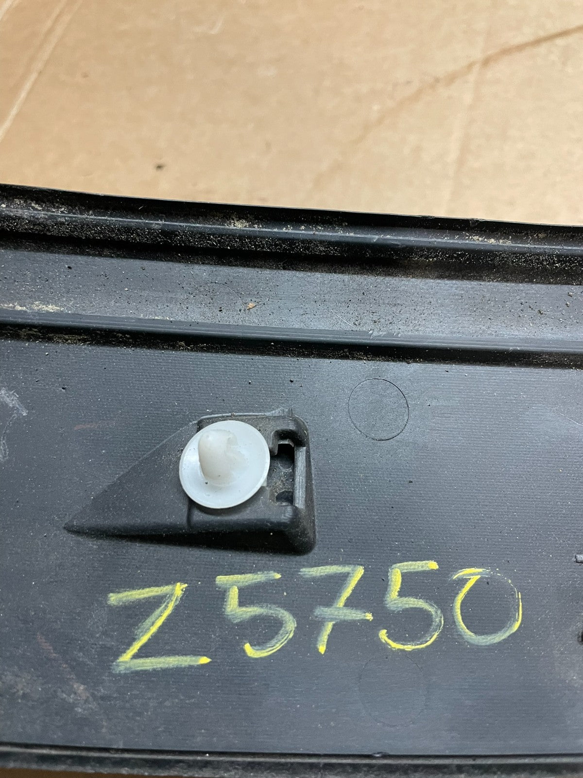 2009 - 2013 Subaru Forester Liftgate Tailgate Trunk Trim Molding Z5750 DG13