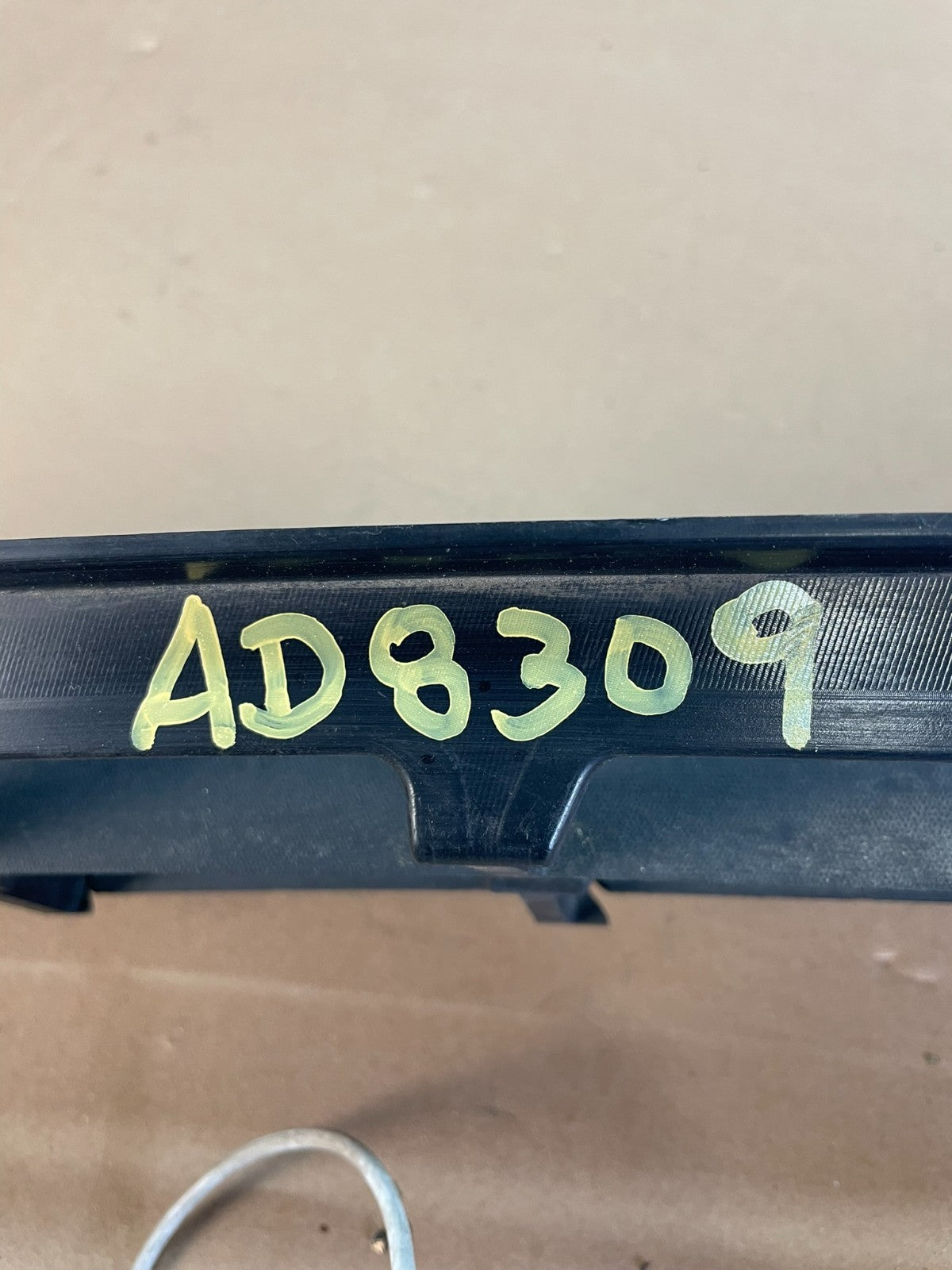 2010 to 2012 Lincoln MKZ Front Bumper Cover Grille Grill AD83095
