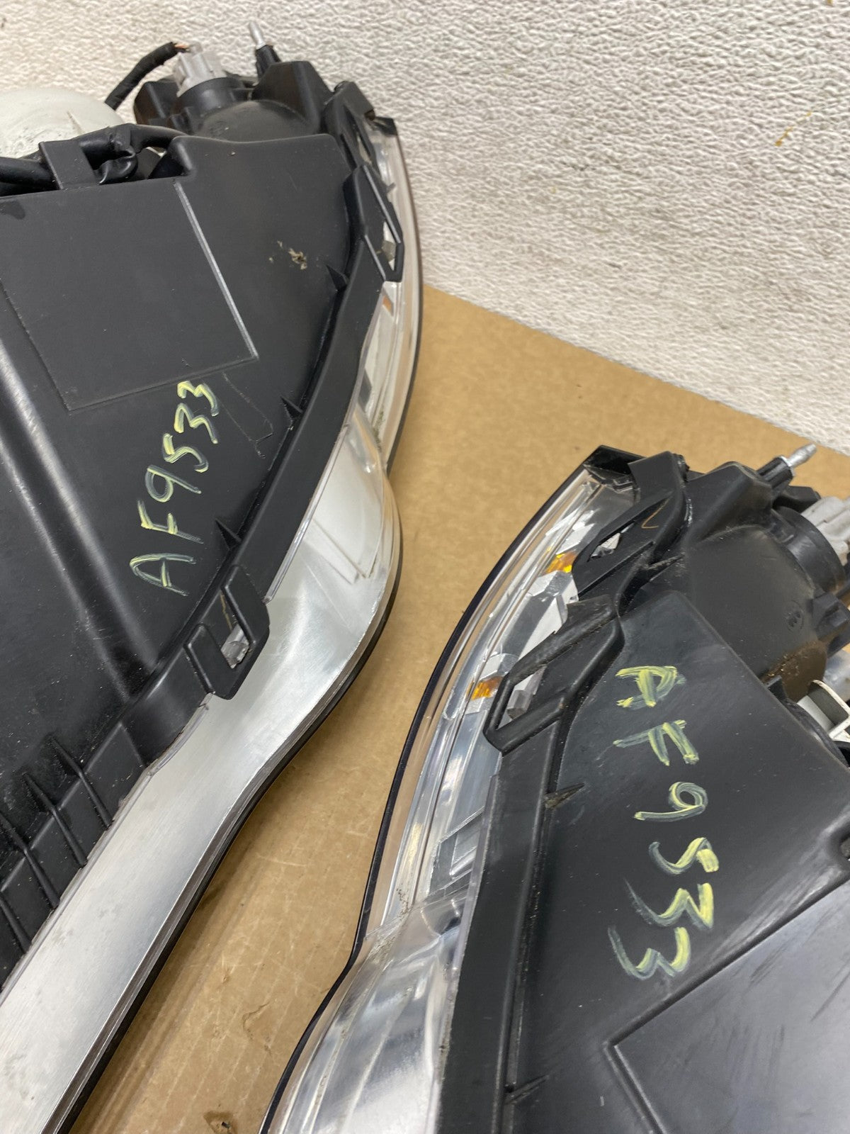 2006 to 2007 Subaru Legacy Left+Right Side Headlights DEPO AF9533 DW14