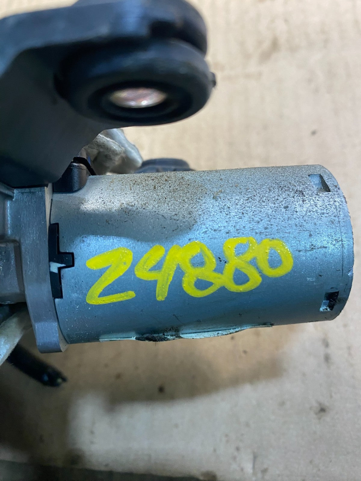 2004-2010 Infiniti QX60 Rear Liftgate Back Window Wiper Motor OEM Z4880 DG5