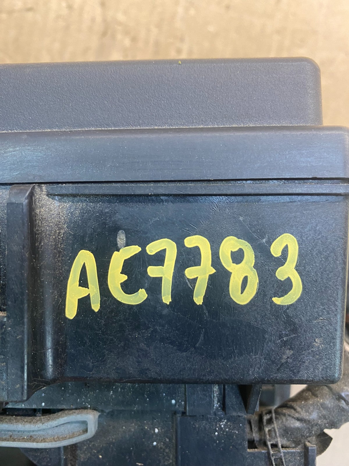 2007 Jeep Grand Cherokee Integrated Power Fuse Box 04692109ac AE7783 DW5