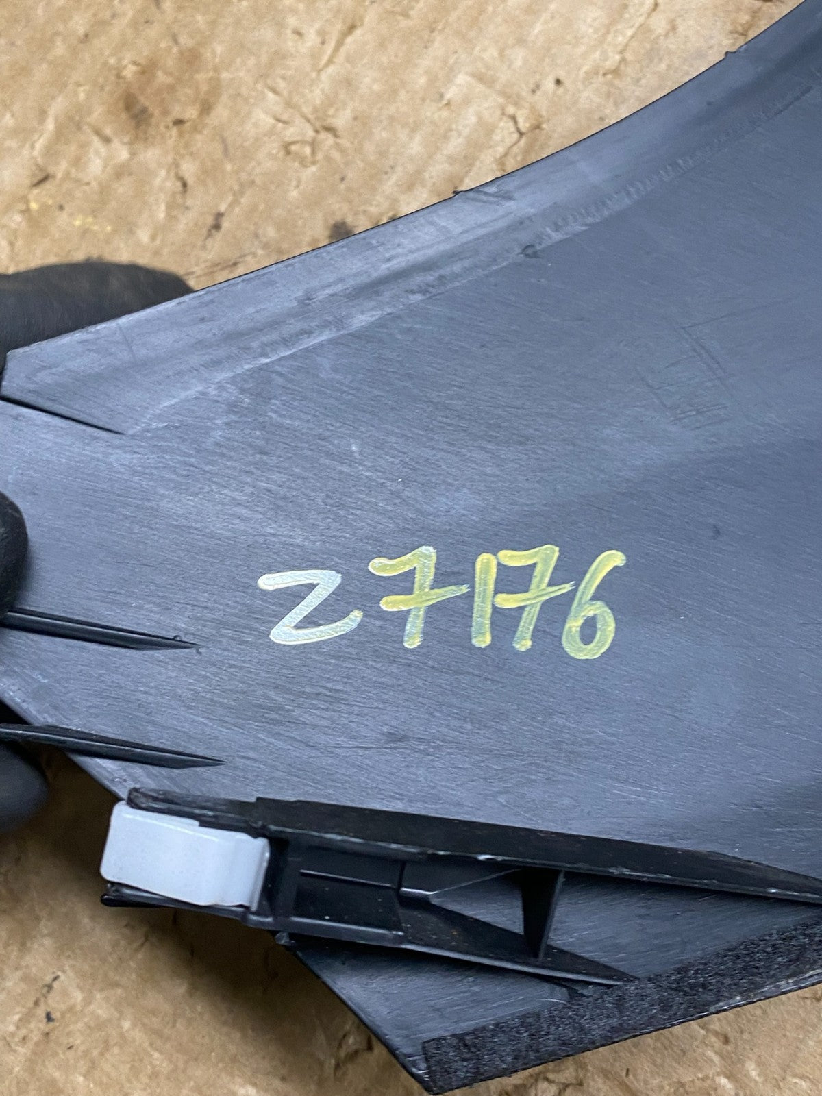 2009-2015 Honda Pilot Right Passenger Dash Vent Center Panel Bezel OEM Z7176 DG5
