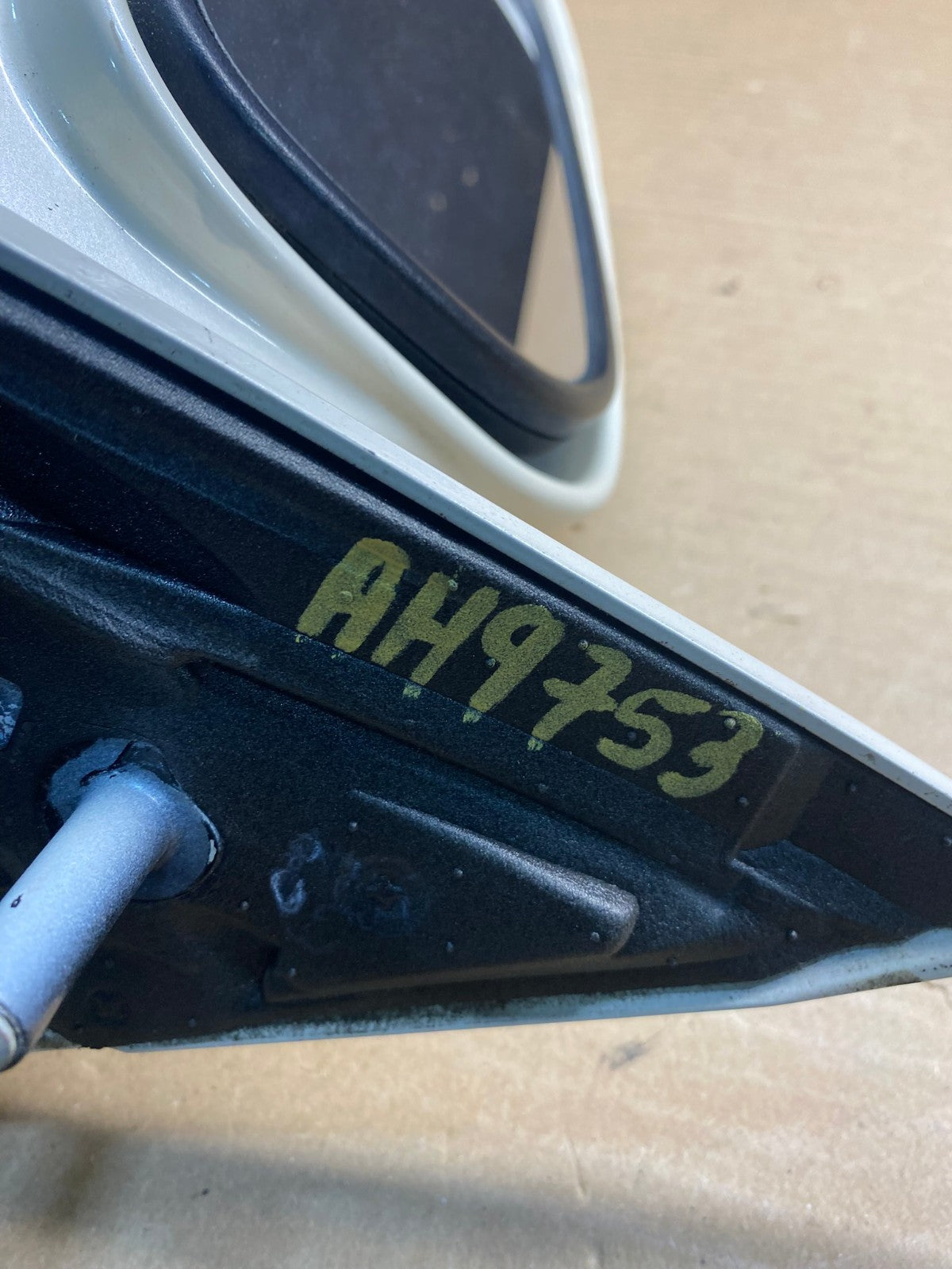 2006 2007 2008 Cadillac DTS Left Driver LH Turn View Door Mirror AH9753 LK12