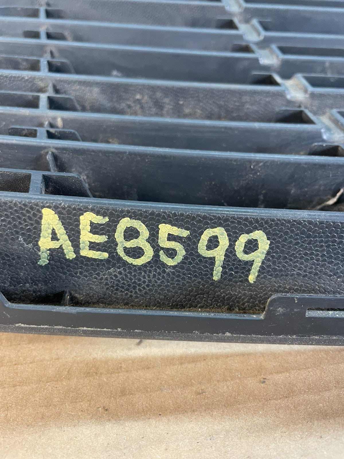 2015 to 2019 Ford Transit Front Upper Grill Grille AE8599 DG7