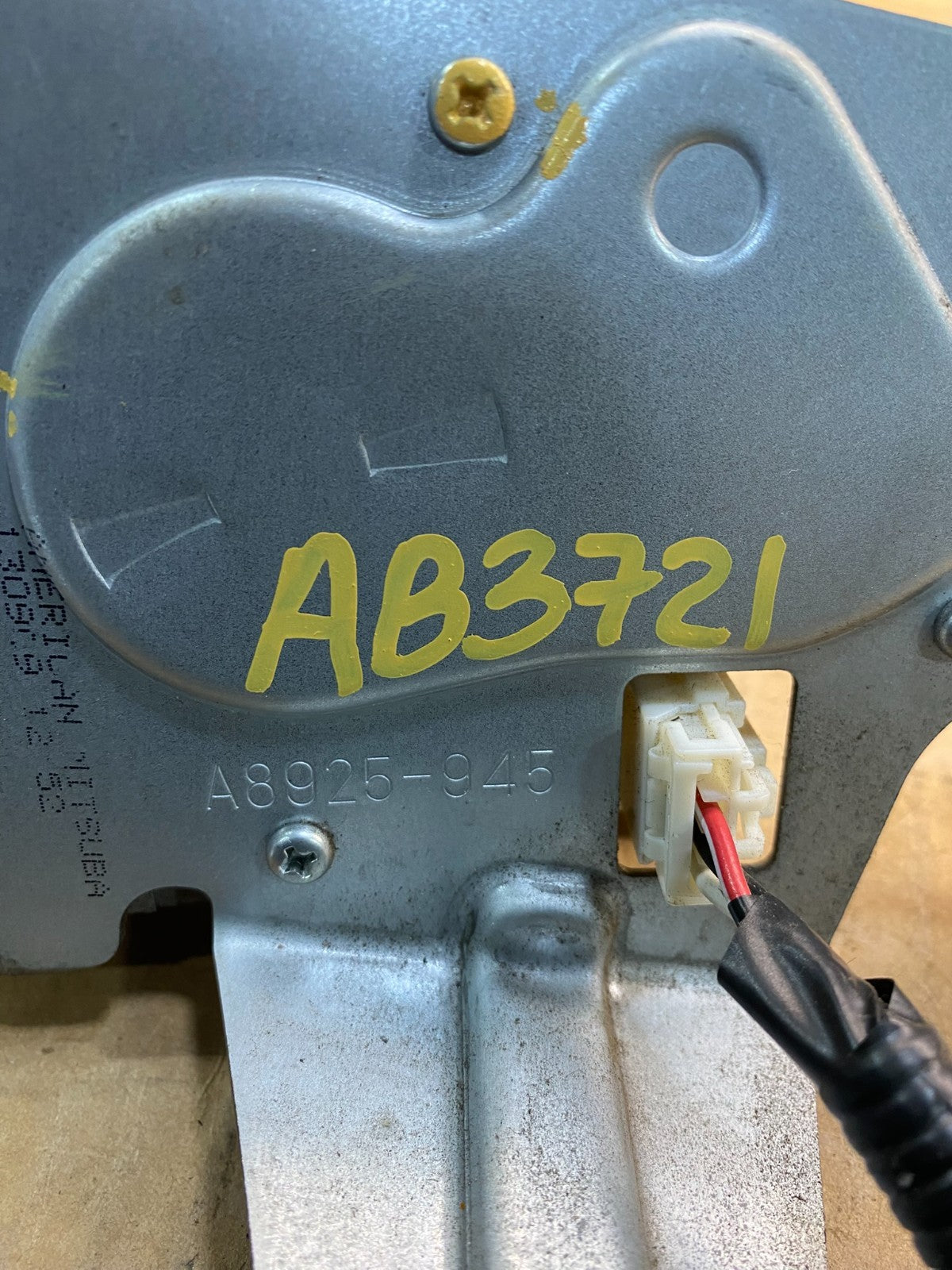 2010-2017 Chevrolet Equinox Rear Glass Windshield Wiper Motor AB3721 DG6