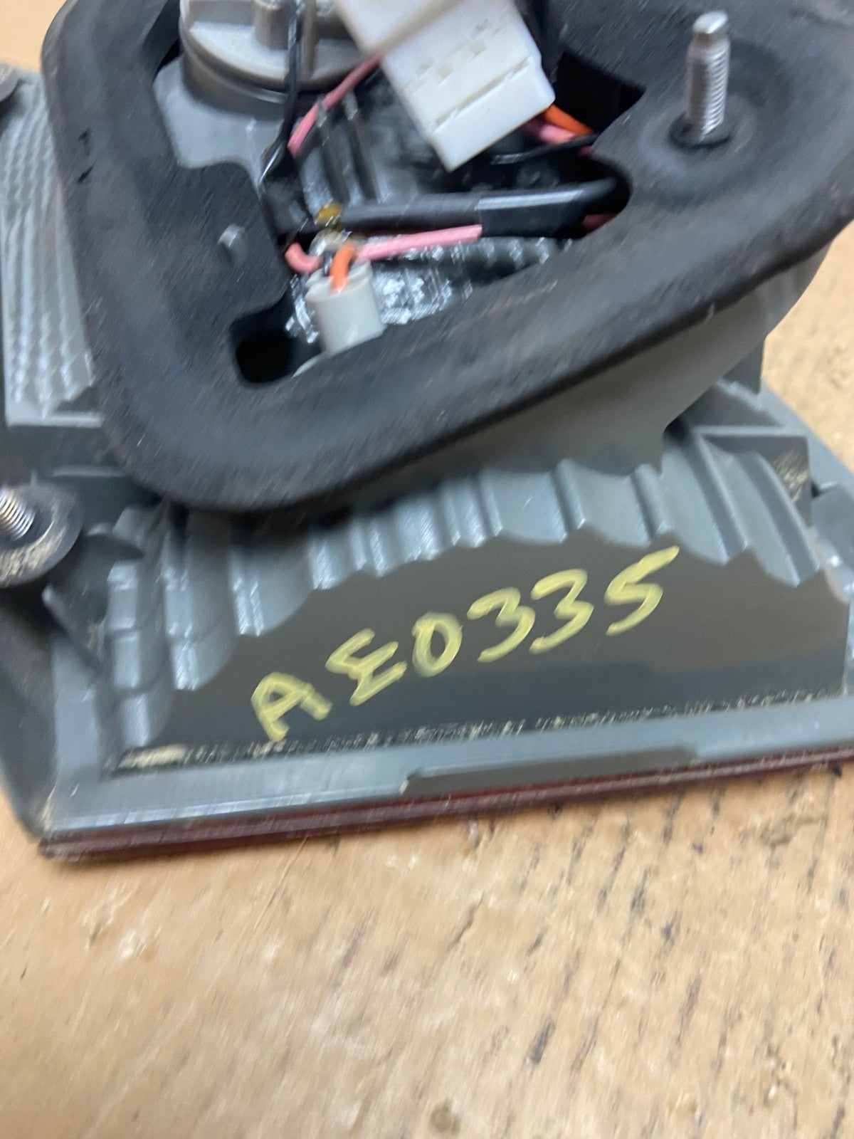 2011 2012 2013 Kia Sorento Right Passenger Inner Tail Light AE0335 LK6