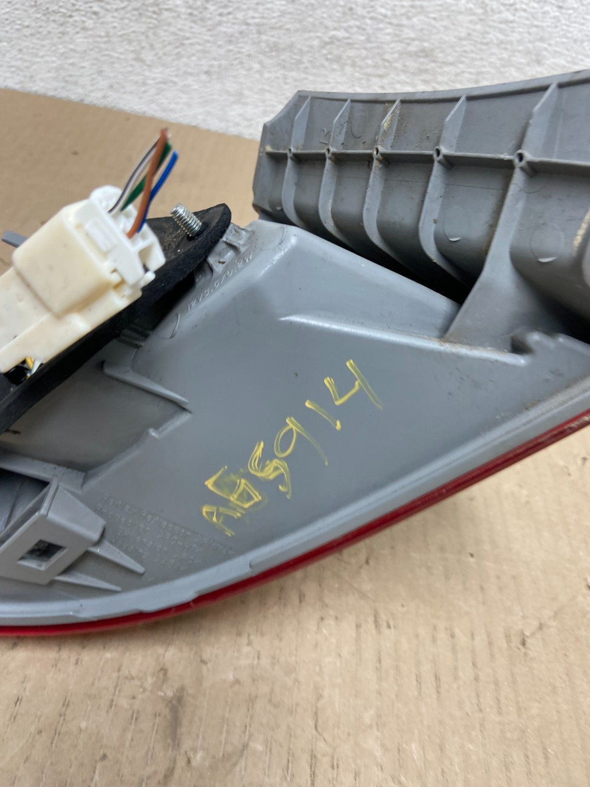 LED TRIM 2010 to 2011 Toyota Camry Right Passenger RH Tail Light AG5914 DW5
