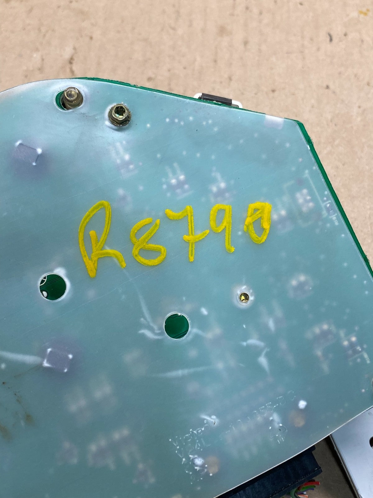 2004 2005 Ford Explorer Speedometer Cluster Gauge Oem r8790 DG7