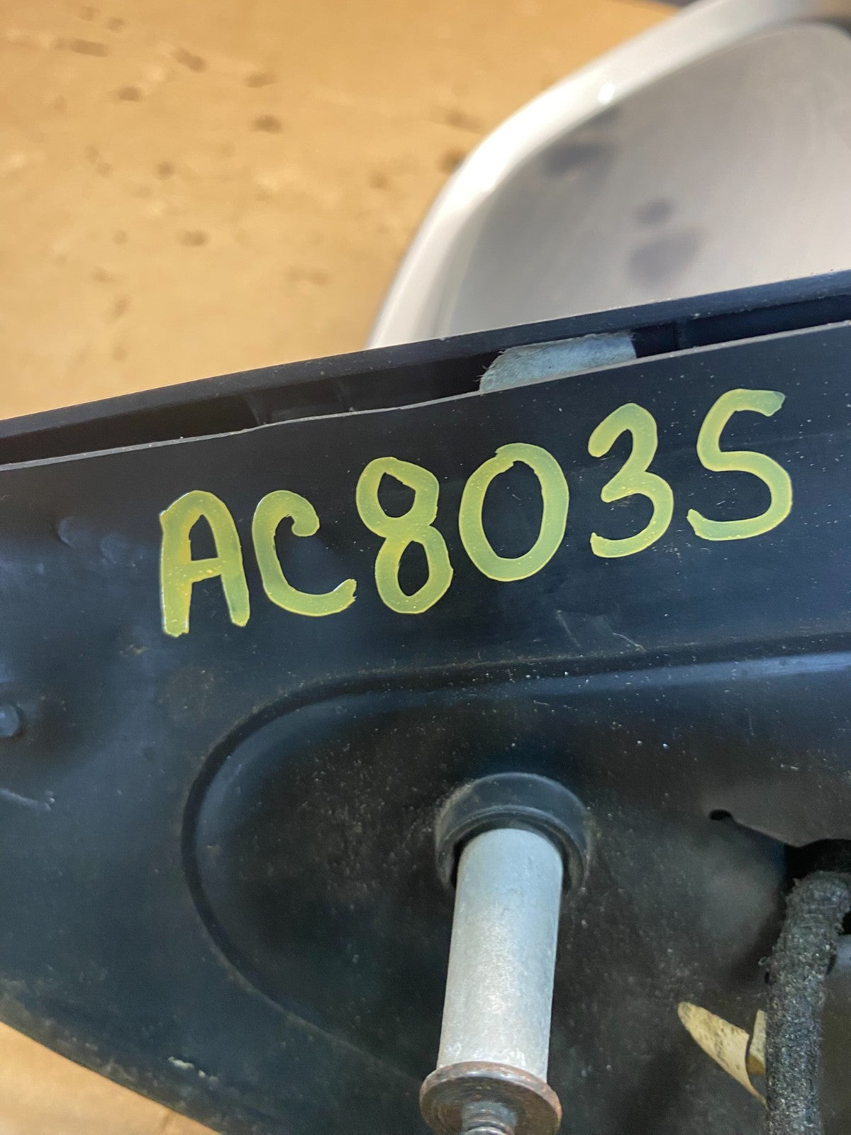 2002 to 2005 Mercedes ML Right Passenger Side View Door Mirror ac8035 DG9
