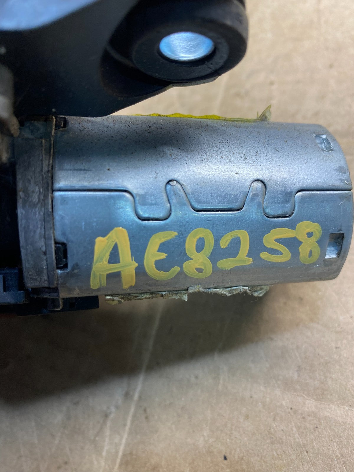 2006-2013 Mercedes GL450 ML500 R550 Rear Glass Windshield Wiper Motor ae8258 DG7