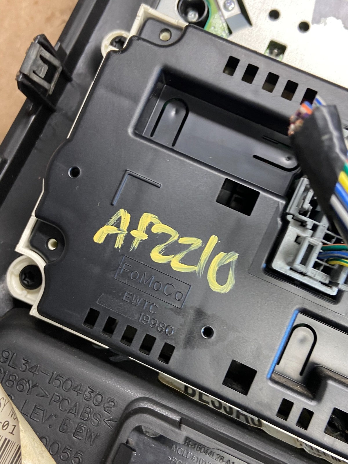 2009-2012 Ford F150 Heater Climate Control Radio Control Dash Bezel OE AF2210 DG6