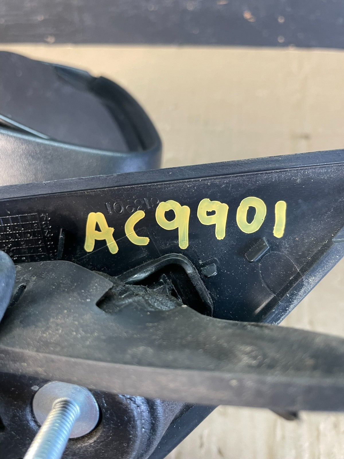 2010-2018 Ford Taurus Left Driver LH Side View Door Heated Mirror AC9901 DW8