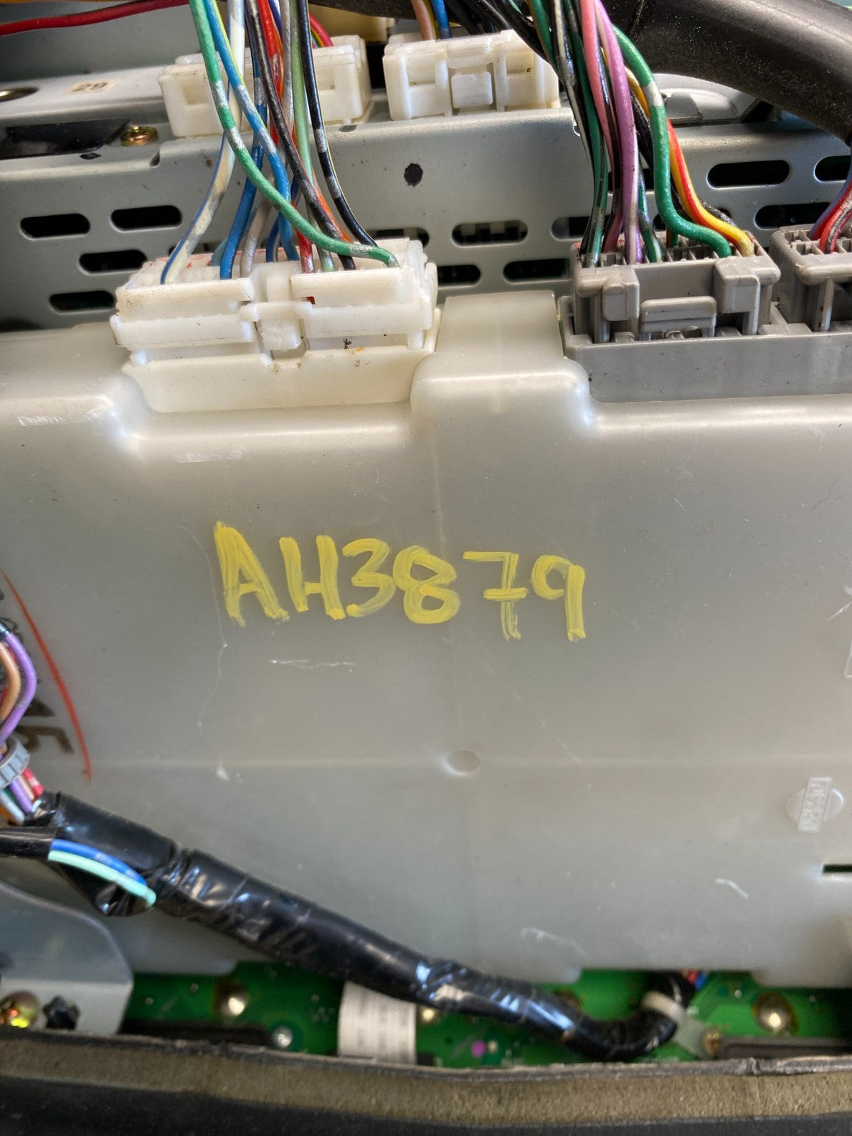 2006 - 2007 Nissan Murano AM FM Radio CD Climate Control Panel AH3879 DG6
