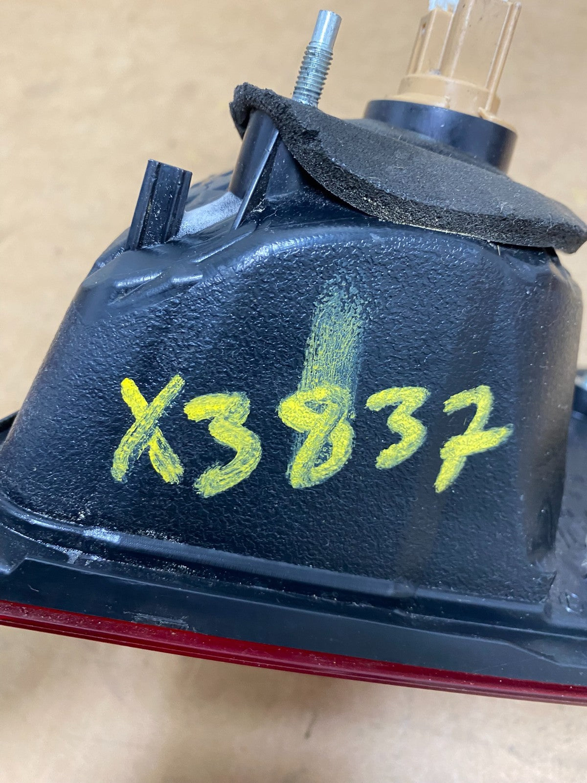 2010-2014 Subaru Legacy Left Driver LH Side Tail Light Inner OEM X3837 DW5
