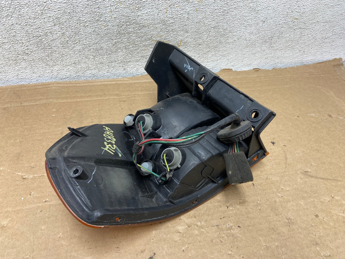 2002 2003 2004 Honda Odyssey Right Passenger Side Tail Light AH8334 LK4