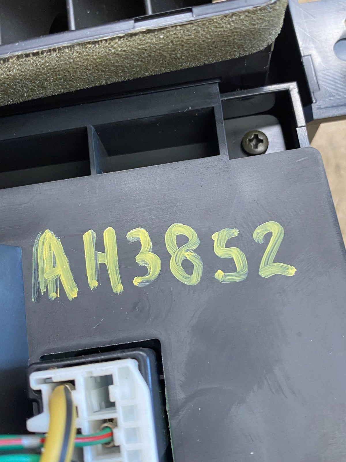 2004-2005 Toyota Sienna AC Climate Heater Temperature Control Air Vent AH3852 DG6