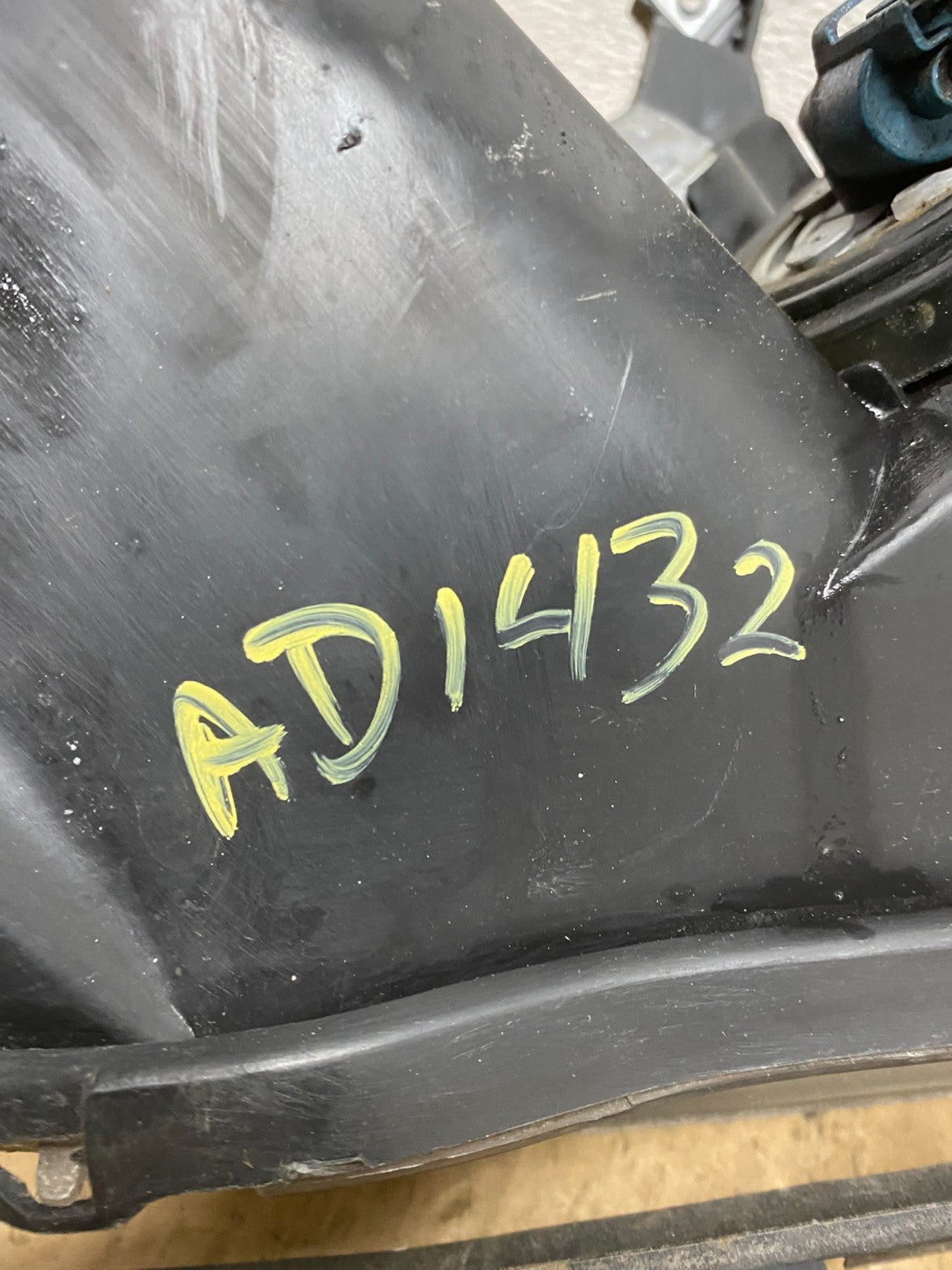 2003 - 2007 Honda Accord Left Driver LH Halogen Headlight AD1432 DW12