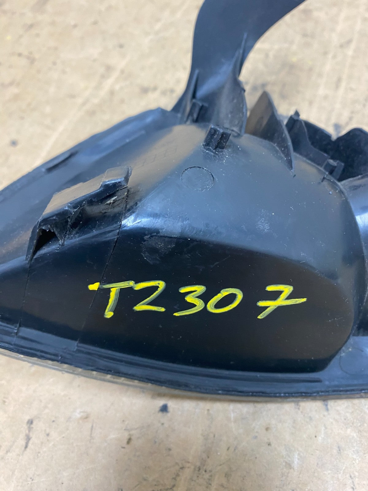 1997 1998 1999 Toyota Camry Right Passenger RH Turn Signal T2307 DW7