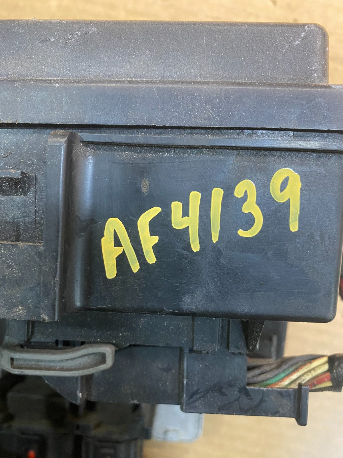 2005 Jeep Grand Cherokee Integrated Power Fuse Box Relay AF4139 DW5
