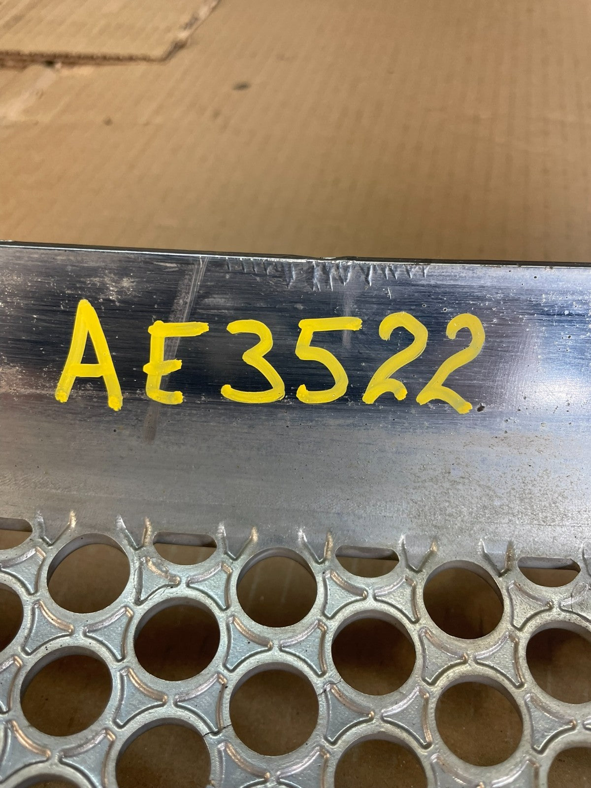 2011 to 2012 GMC Acadia Denali Front Upper Grill Grille ae3522 DG6
