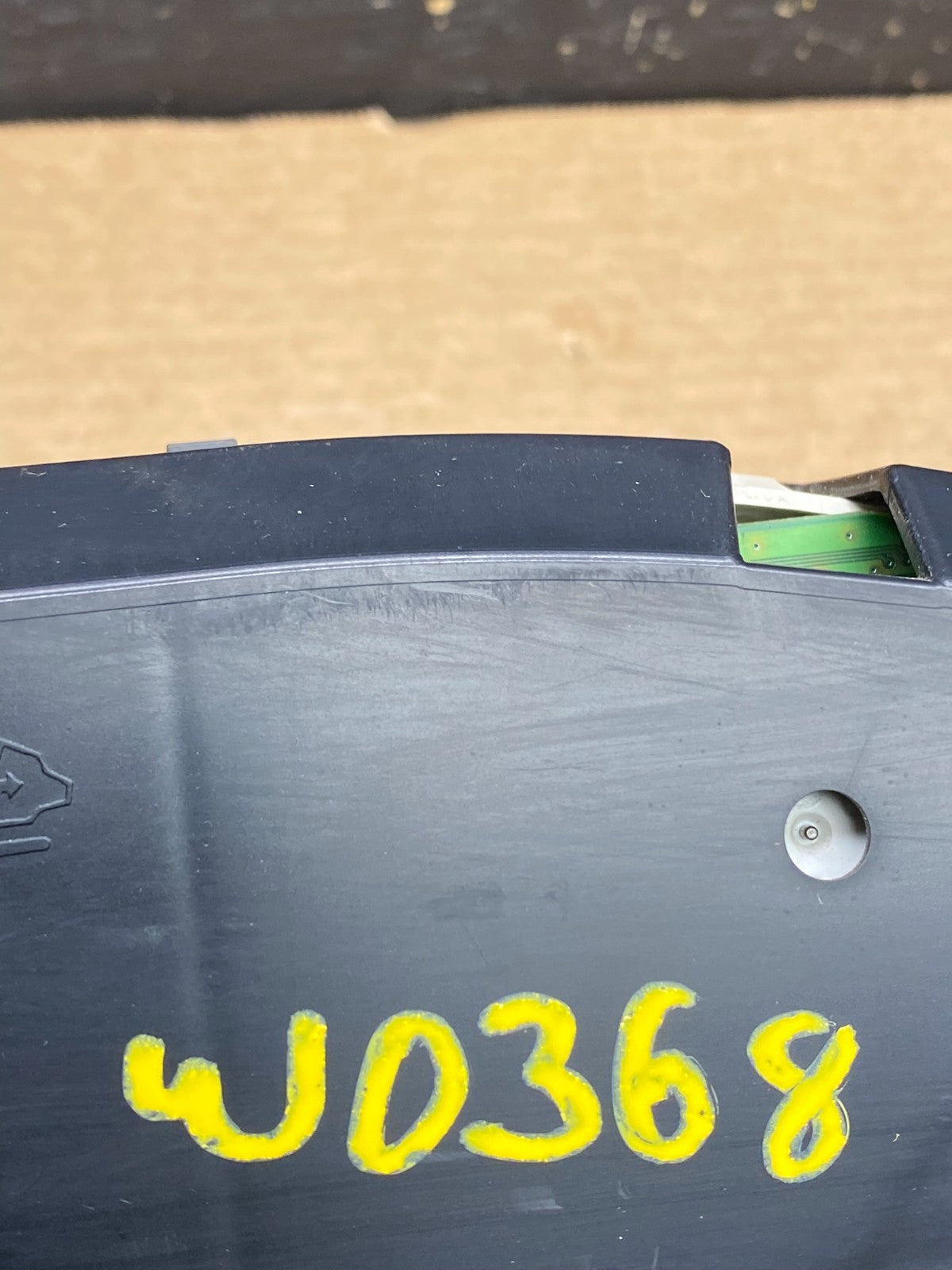 2008 to 2010 Chevrolet Express 1500 Speedometer Cluster Gauge W0368 DG7